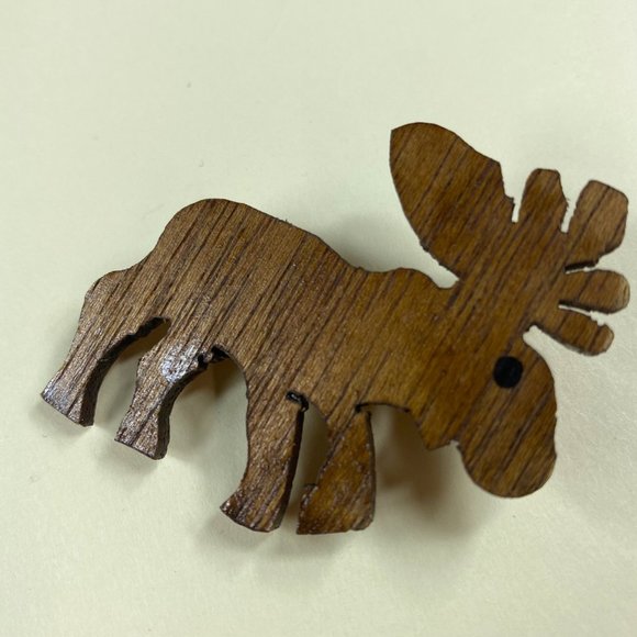 Moose Deer Vintage Wood Cutout Pin Brooch Animal Likeness - Picture 2 of 6